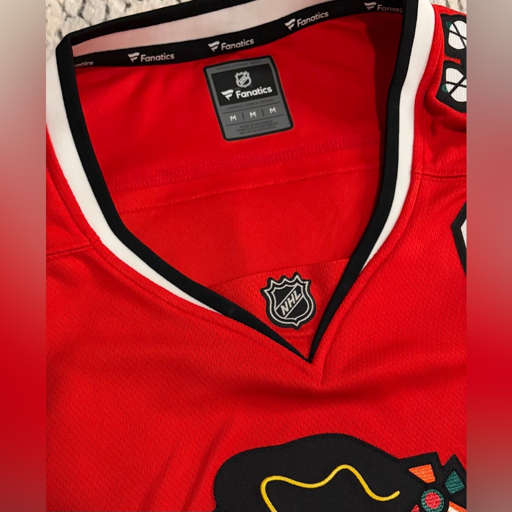Fanatics Authentic Jonathan Toews Chicago Blackhawks Breakaway Jersey Women’s M - Picture 2 of 5